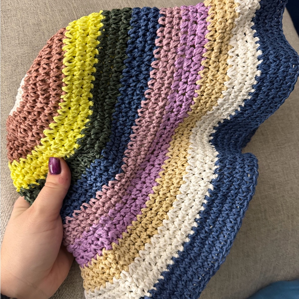 Colorful Striped Crochet Bucket hat attack new remi - Picture 1 of 3